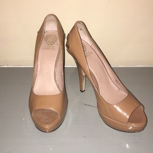 Vince Camuto Mayna platform pumps